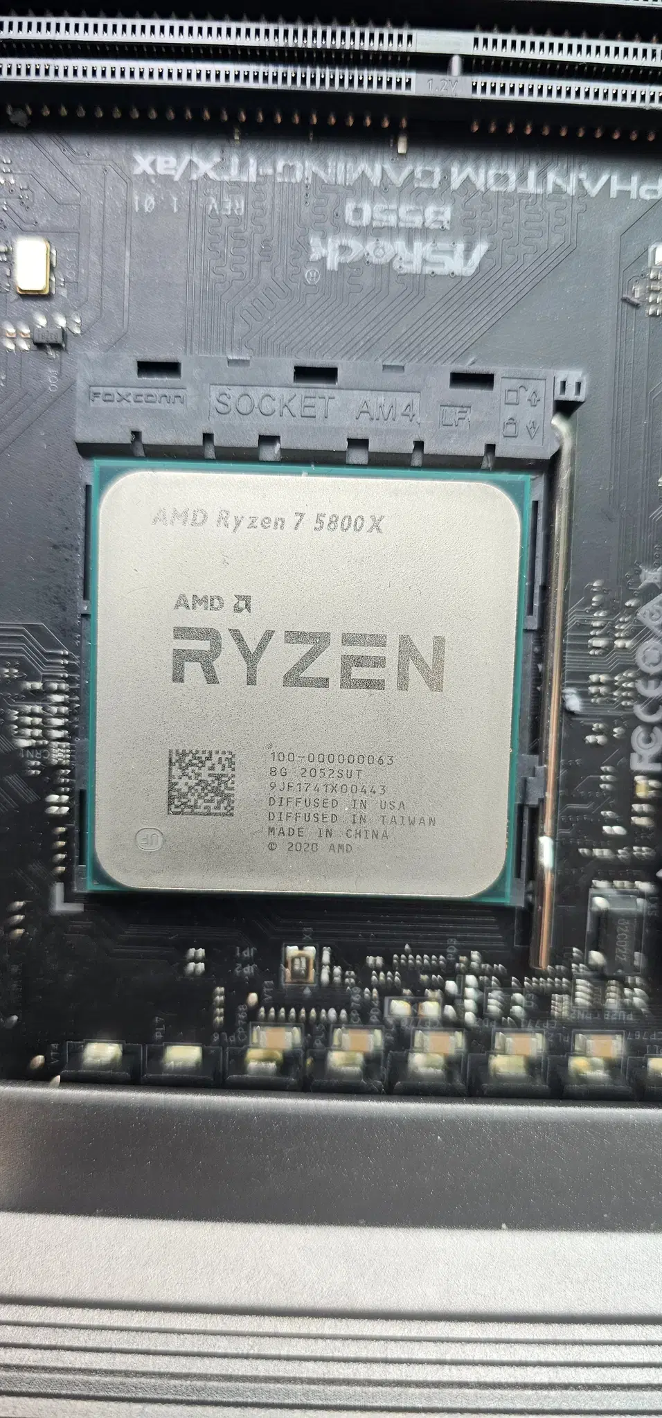 AMD 라이젠 Ryzen CPU 9 5800X